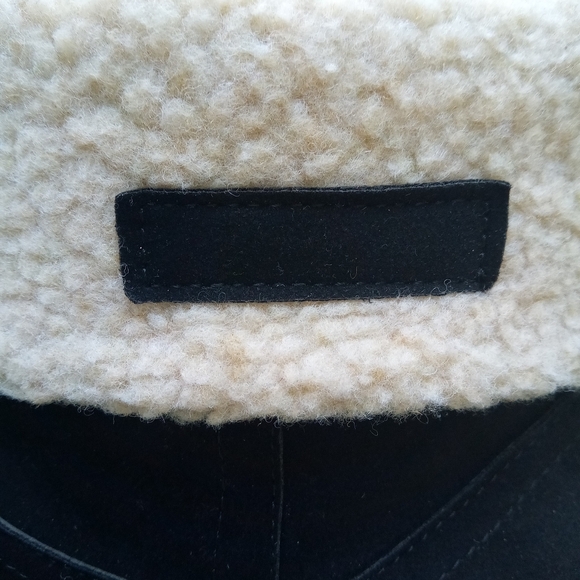 Winter Boots - Picture 3 of 6